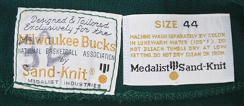 1976-82 Brian Winters Milwaukee Bucks Shooting Shirt (MEARS LOA)