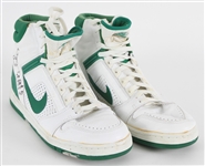 1986-87 Sidney Moncrief Milwaukee Bucks Signed Nike Game Worn Sneakers (MEARS LOA/JSA)