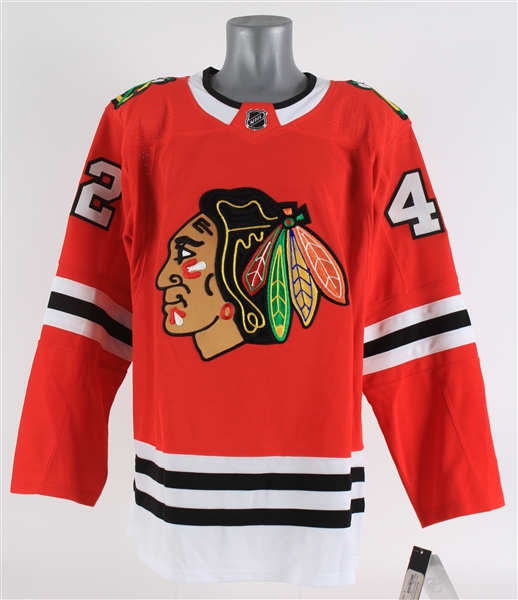 2016-19 Gustav Forsling Chicago Blackhawks Authentic Retail Jersey 