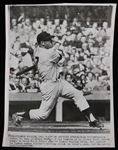 1960 Mickey Mantle New York Yankees 7x9 Black and White Photo