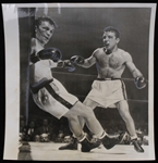1950 Laurent Dauthuille vs Jake La Motta 8x8 Black and White Photo 