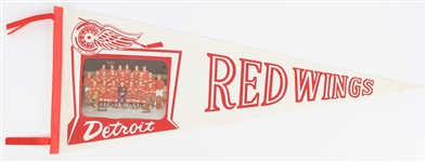 1961-62 Detroit Red Wings 30" Full Size Team Photo Pennant