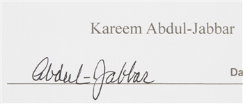 2000's Kareem Abdul Jabbar Personally Worn Purple Fleece Jacket Gifted by Actor Jack Nicholson (MEARS LOA/JSA/Kareem Letter) 