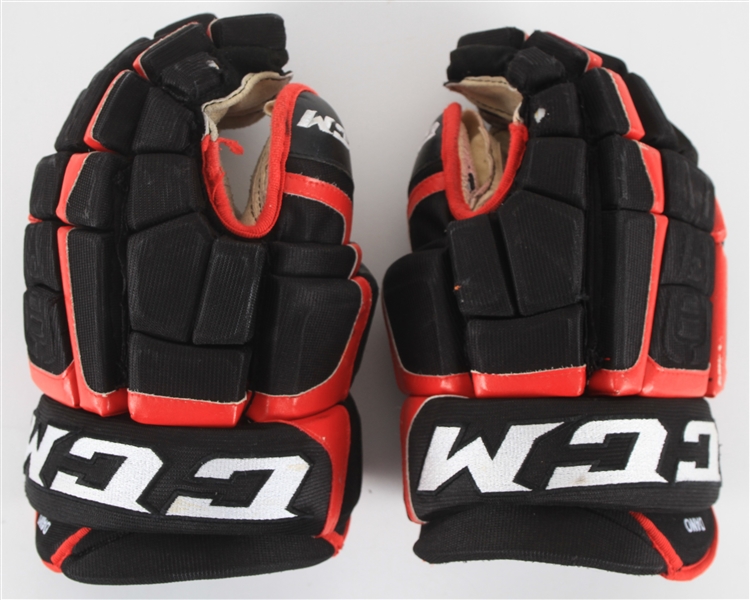 2015 Marko Dano Chicago Blackhawks Game Worn CCM Hockey Gloves (MEARS LOA)
