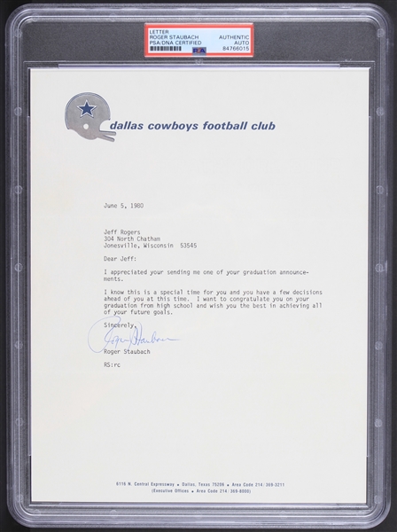 1980 Roger Staubach Dallas Cowboys Signed Letter (PSA Slabbed)