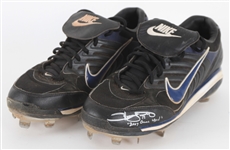 2007 Jason Bartlett Minnesota Twins Signed Nike Game Worn Cleats (MEARS LOA/JSA/Player LOA)
