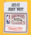 2020 Jerry West Los Angeles Lakers Signed 1971-72 Mitchell & Ness Throwback Jersey (*Beckett*)