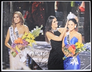 2015 Pia Wurtzbach Miss Universe Signed 11" x 14" Photo (JSA)