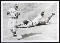 1954 Rookie #5 Hank Aaron Milwaukee Braves 5"x7" B&W Photo