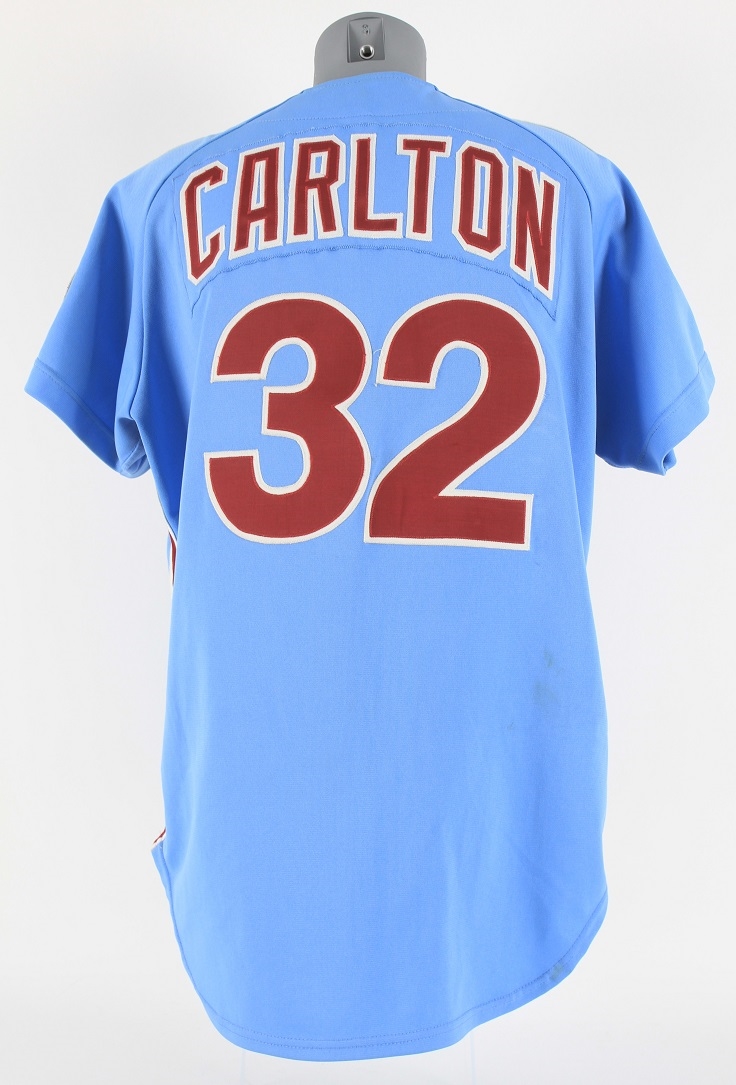 Lot Detail - 1984 Steve Carlton Philadelphia Phillies Signed Game Worn Road  Jersey (MEARS A10)*JSA Full Letter*