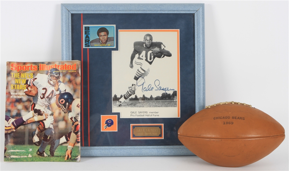 1969-77 Gale Sayers Walter Payton Chicago Bears Memorabilia Collection - Lot of 3 w/ Team Football, Sports Illustrated and 16" x 17" Framed Signed Photo Display (JSA)