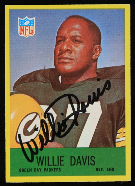 1967 Willie Davis (d.2020) Green Bay Packers Autographed Philadelphia Trading Card #76 (JSA)