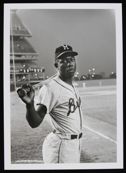 1999 Hank Aaron Milwaukee Braves 5" x 7" Photo