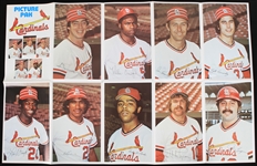 1977 St. Louis Cardinals 22" x 34" Fold Out Picture Pak 
