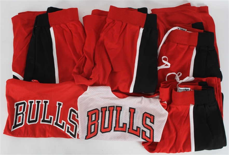 1988-90s Chicago Bulls Warm Up Pants & Reversible Practice Jerseys - Lot of 6 (MEARS LOA)