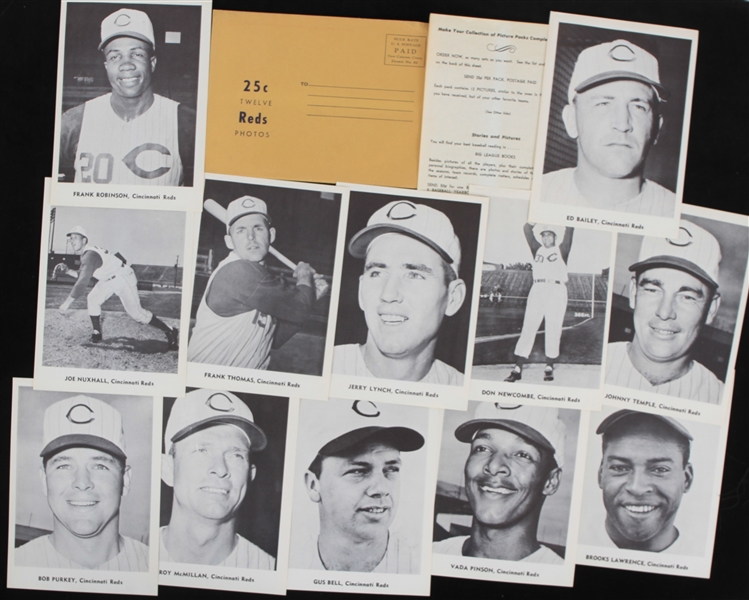 1959 Frank Robinson Frank Thomas Don Newcombe and More Cincinnati Reds 5"x7" B&W Photos (Lot of 14)