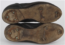 1950's Pittsburgh Pirates Rawlings Fleet Foot #23 Game Worn Baseball Cleats (MEARS LOA)