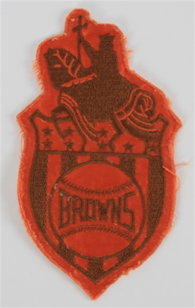 1939-40 St. Louis Browns Louis IX Crusader Uniform Patch (MEARS LOA)