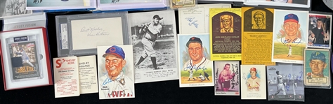 1950s-2020s Green Bay Packers Signed Cap, Signed Trading Cards, Postcards & more (Lot of 27)