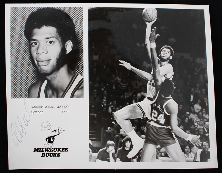 1971-75 Kareem Abdul Jabber Milwaukee Bucks Signed 8x10 Photo (JSA)