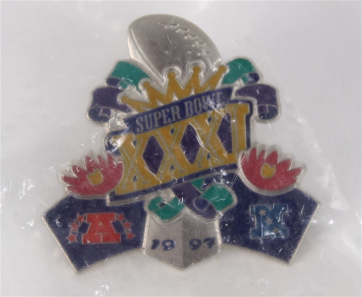 1997 Ray Nitschke Green Bay Packers Super Bowl XXXI Player Pin (Packer City Antiques Letter)