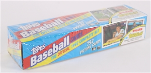 1992 Topps Baseball Trading Cards Complete Factory Set of 792 Cards