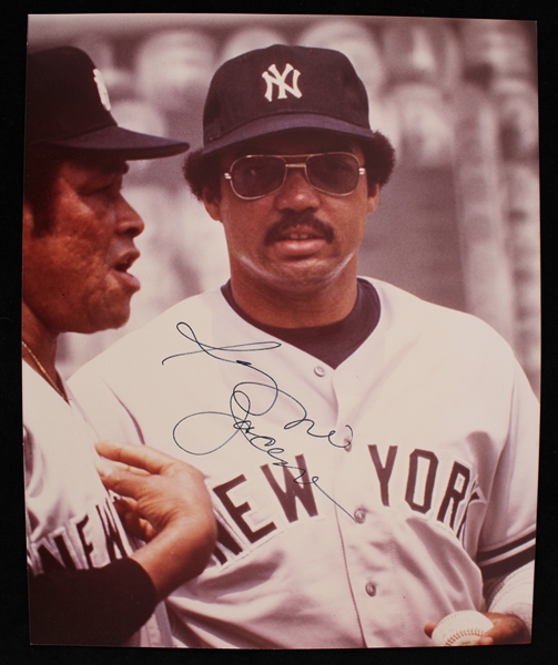 1977-1981 Reggie Jackson New York Yankees Signed 8x10 Photo (JSA)