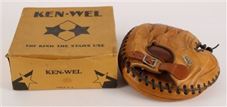 1920s Luke Sewell Cleveland Indians Player Endorsed Store Model Ken-Wel Catchers Mitt w/ Original Box