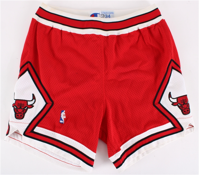 1992 Chicago Bulls Road Uniform Shorts (MEARS LOA)