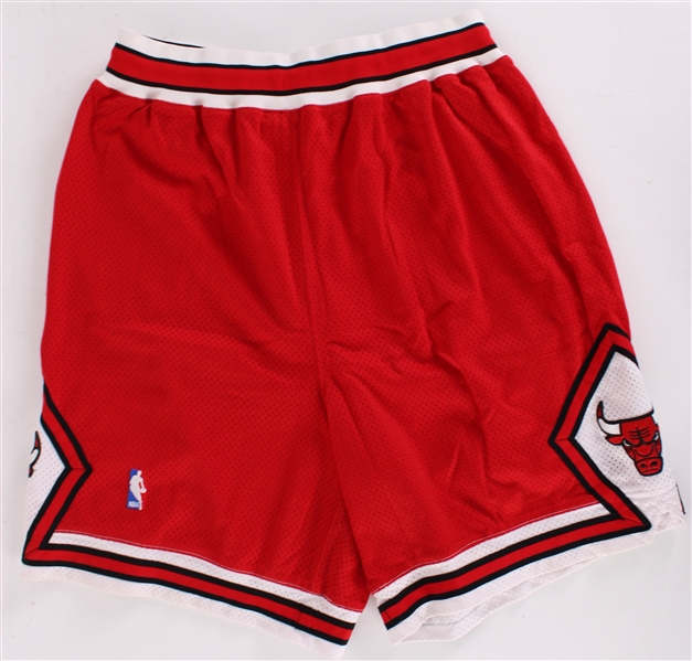 2000-04 Jamal Crawford Chicago Bulls Game Worn Uniform Shorts (MEARS LOA / Fuji Sport Science)