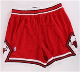 2001-02 Charles Oakley Chicago Bulls Game Worn Uniform Shorts (MEARS LOA / Fuji Sport Sciece)