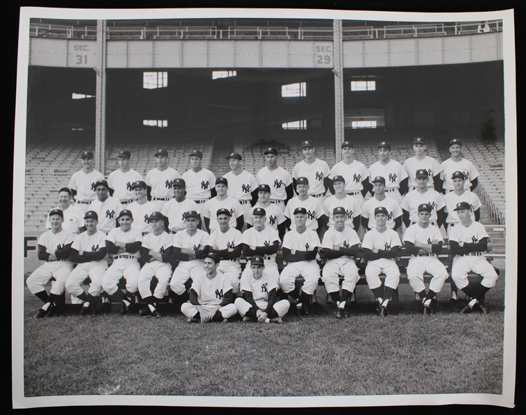 1957-58 New York Yankees 11" x 14" Team Photo