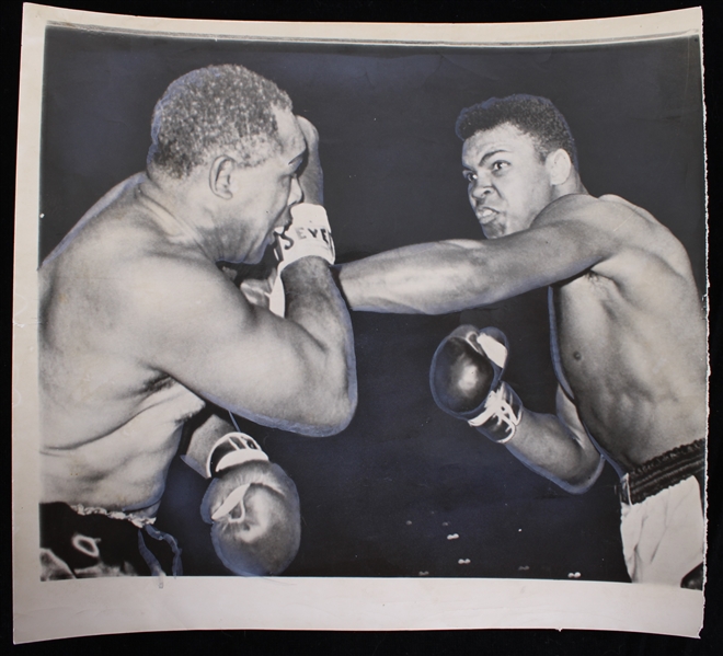 1962 Muhammad Ali Archie Moore 11" x 12" Original Photograph