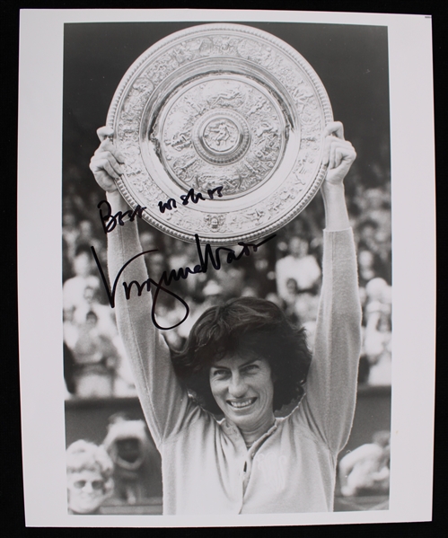 1977 Virginia Wade Tennis Champion Signed 8x10 Wimbledon Photo (JSA)