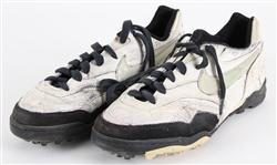 1995-96 Erric Pegram Pittsburgh Steelers Signed Nike Game Worn Cleats (MEARS LOA / JSA)