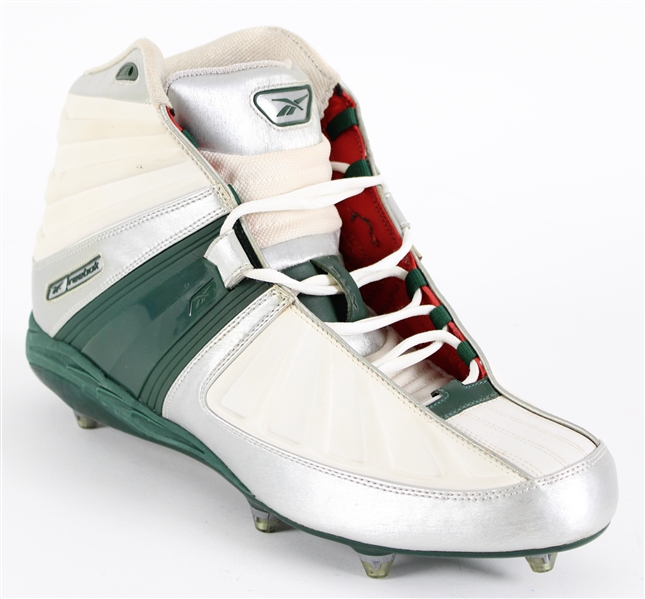2010s Green Bay Packers Game Worn Reebok Cleat (MEARS LOA / Pepper Burruss Collection)