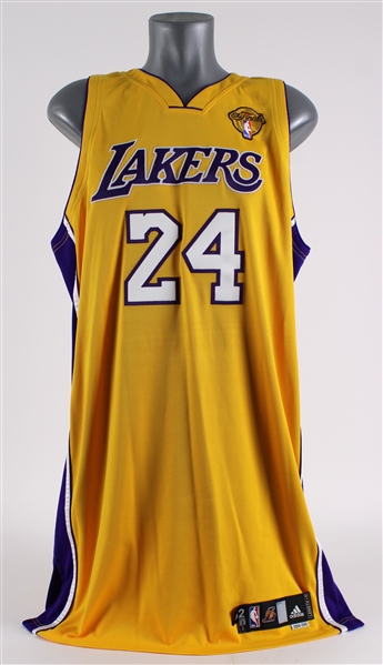 2010 Kobe Bryant Los Angeles Lakers NBA Finals Home Jersey (MEARS A5)