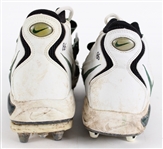 1997-98 Antonio Freeman Green Bay Packers Signed Nike Game Worn Cleats (MEARS LOA / JSA / Pepper Burruss Collection)