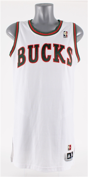 2010-11 Milwaukee Bucks Hardwood Classics Blank Throwback Jersey Shell (MEARS LOA)