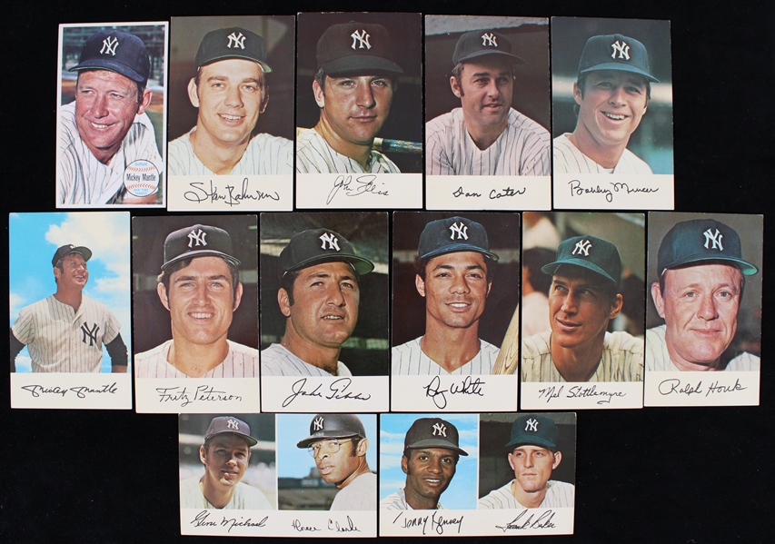 1964-71 Mickey Mantle Topps Giant #25 Baseball Trading Cards & New York Yankees Clinic Postcards - Lot of 13