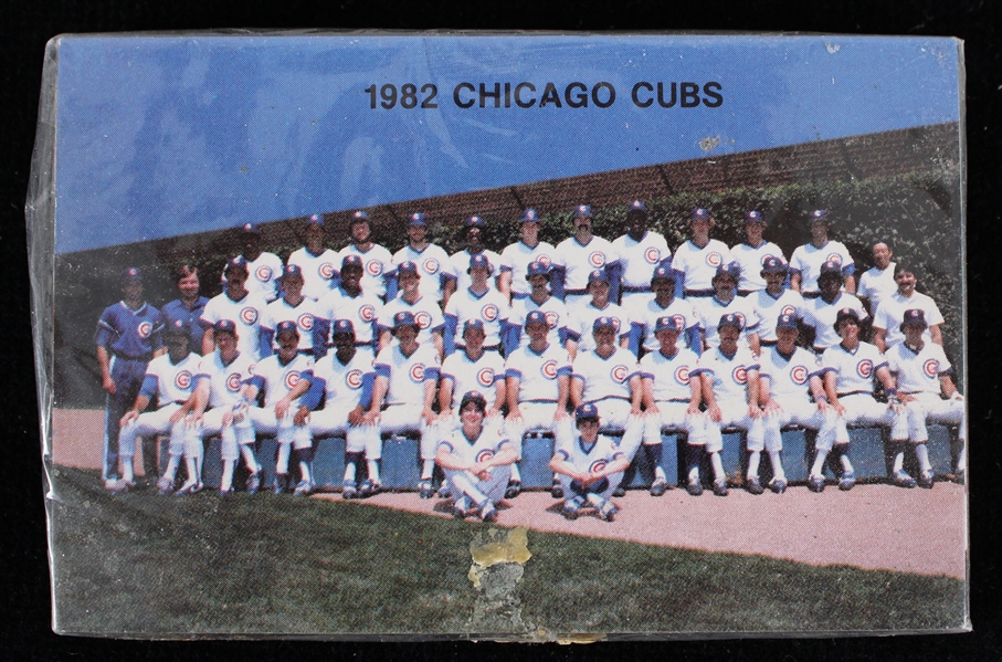 1982 Red Lobster Chicago Cubs Trading Cards in Packaging