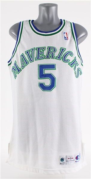 1995-96 Jason Kidd Dallas Mavericks Game Worn Home Jersey (MEARS A5)
