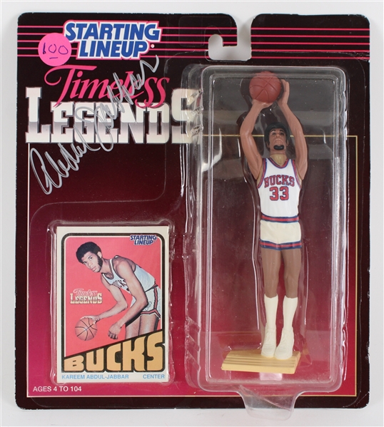 1995 Kareem Abdul Jabbar Milwaukee Bucks Signed MOC Starting Lineup Timeless Legends Action Figure (JSA)