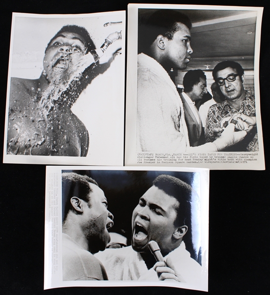 1971 Muhammad Ali 7"x9" and 8"x10" Original B&W Press Photos (Blank Backs) (Lot of 3)