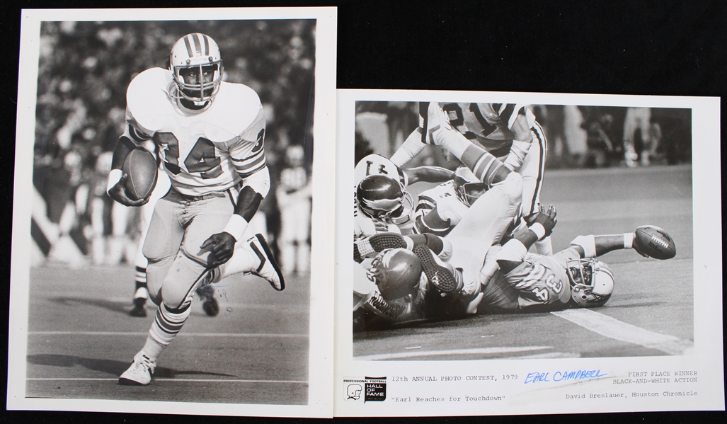 1979-83 Earl Campbell Houston Oilers 8"x10" Original Mike Valeri B&W Photo (Blank Back) (Lot of 2)
