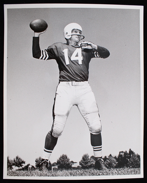 1958 Y.A. Tittle San Francisco 49ers 8"x10" Original B&W Photo