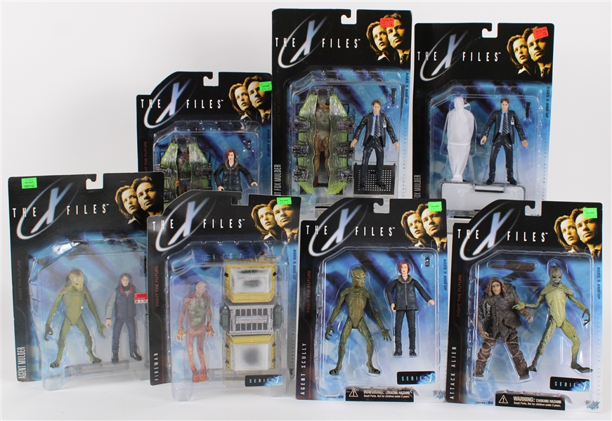 1998 The X-Files Fight The Future MOC Action Figures - Lot of 7 w/ Agent Scully, Agent Fox Mulder & More