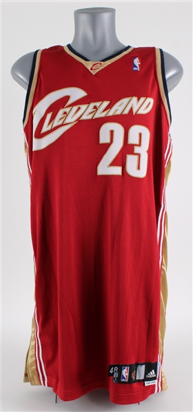 2008-09 LeBron James Cleveland Cavaliers Road Jersey (MEARS A5)