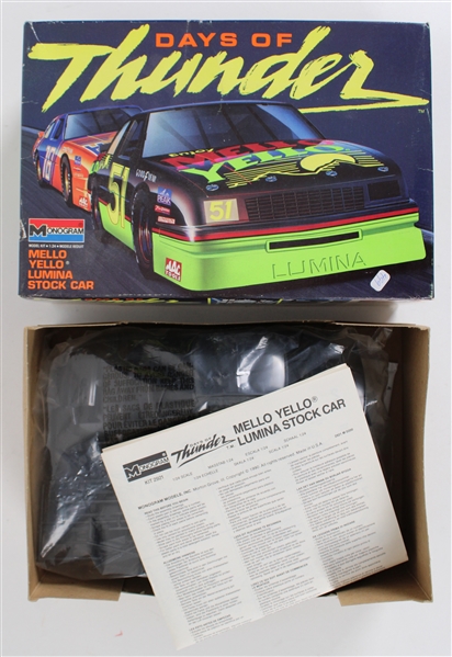 1990 Days of Thunder Mello Yello Lumina MIB Monogram #2921 Scale Model Stock Car Kit