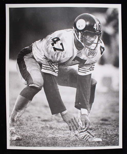 1982 Mel Blount Pittsburgh Steelers 8"x10" Original Pete J. Groh B&W Photo